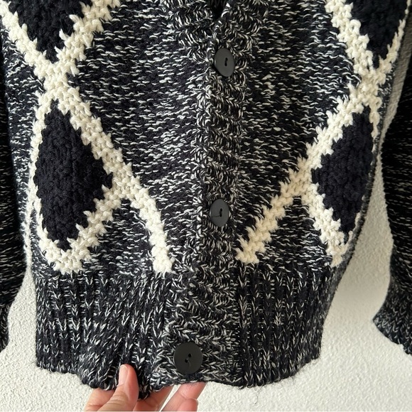 VTG Front Line Men’s Knit Cardigan Medium Black White Argyle Preppy Grandpa - Picture 4 of 11